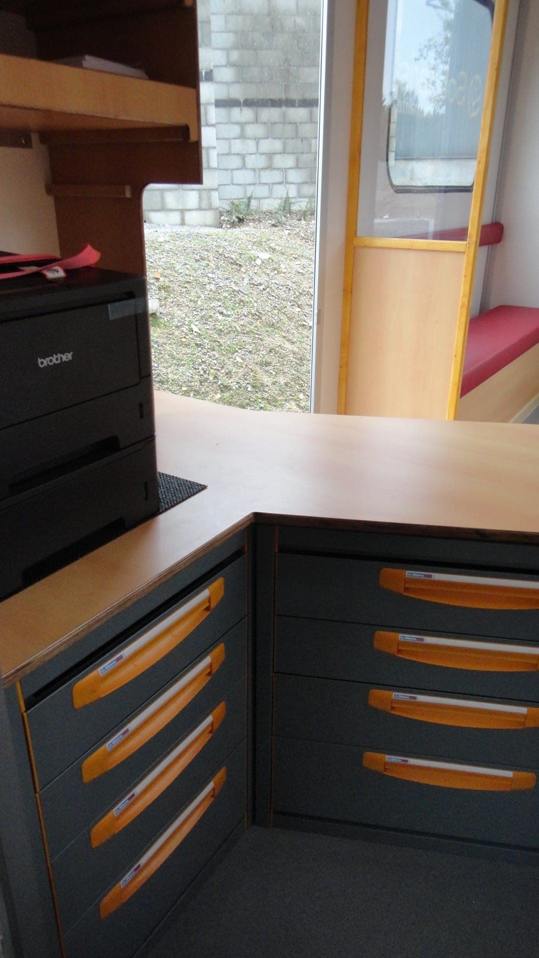 Bureaux mobiles, réalisation