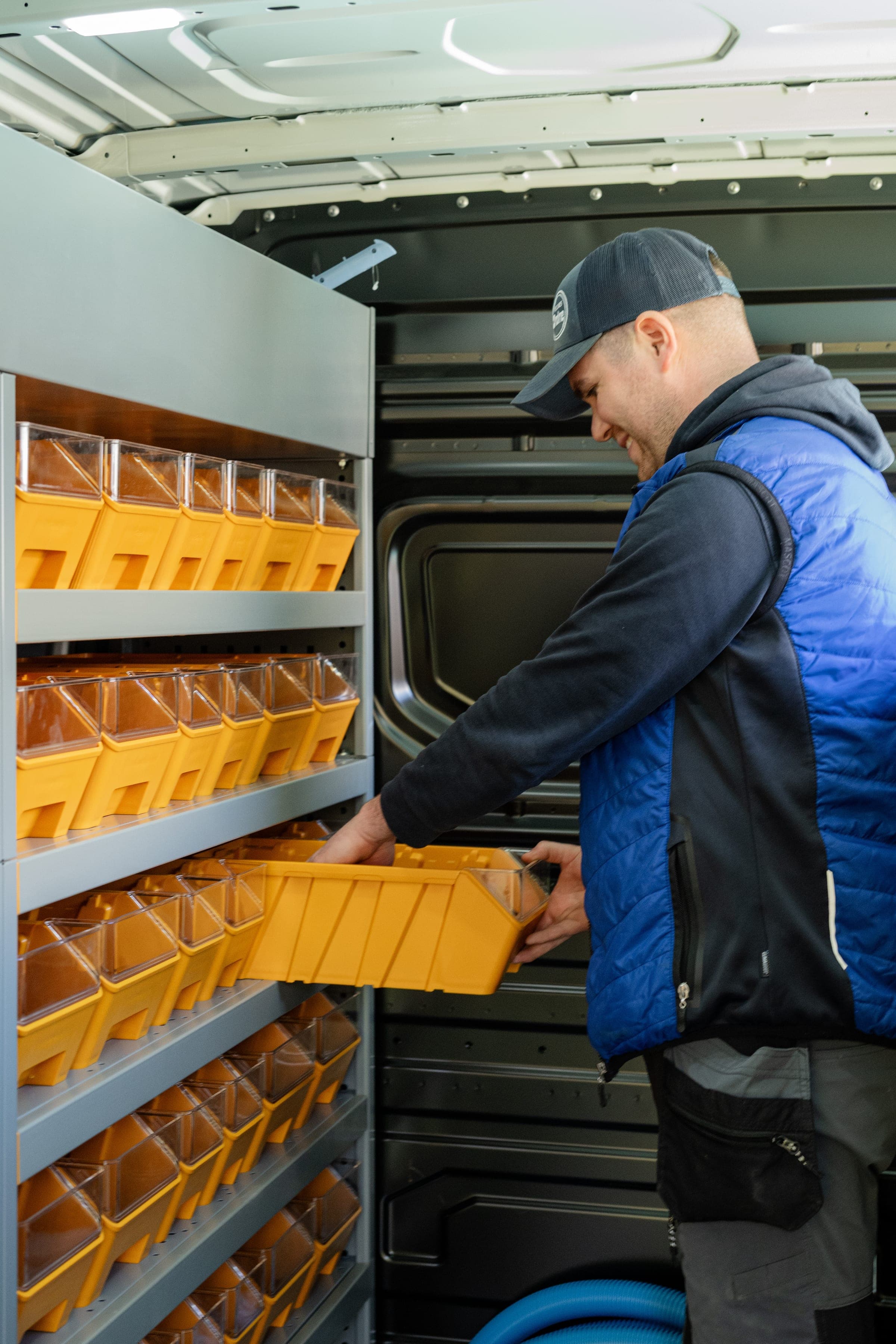 Service après-vente, réalisation